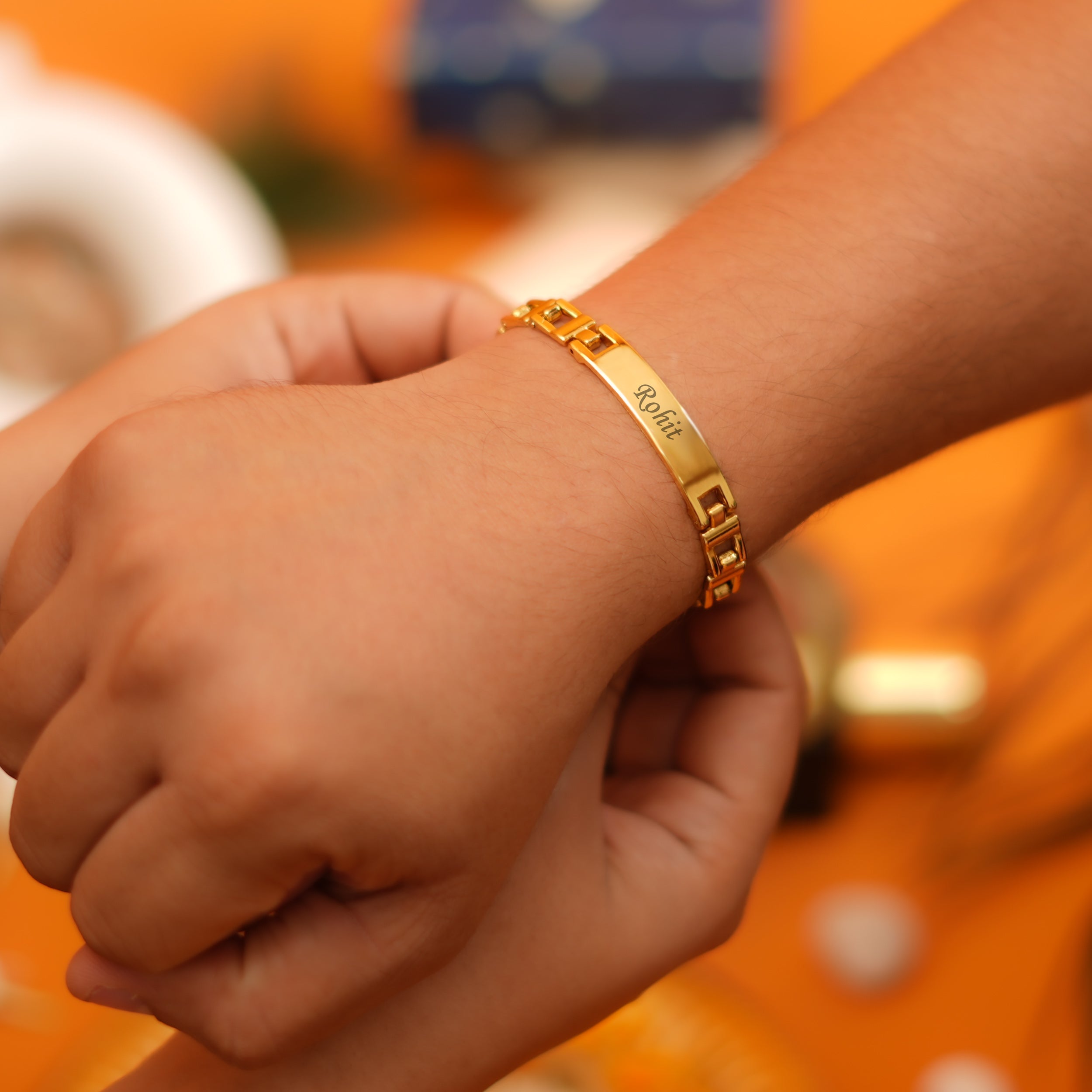 #color_gold