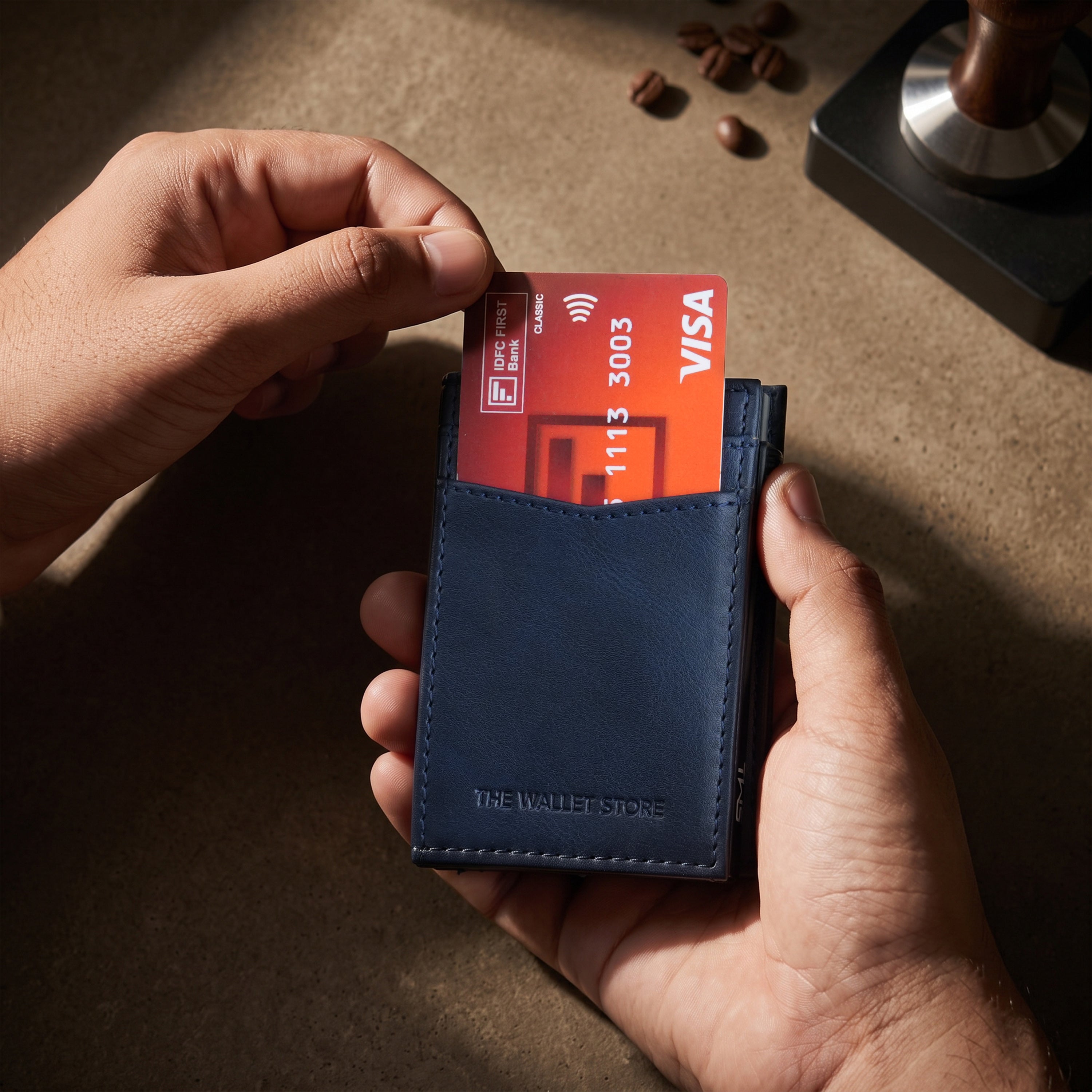 Aero Vault 2.0 RFID Protected Pop-Up Cardholder - Blue