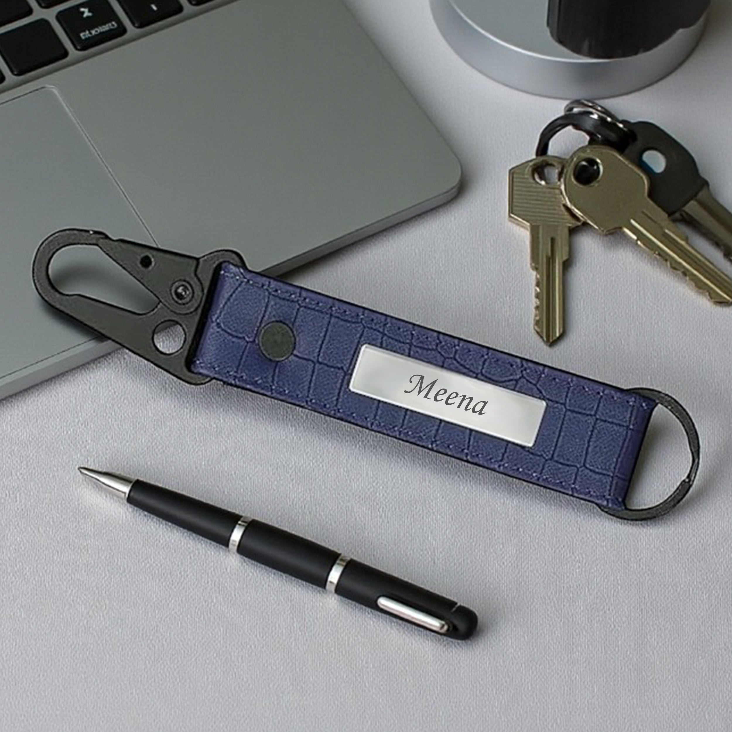 Personalized Croco Design Keychain With Name - Blue