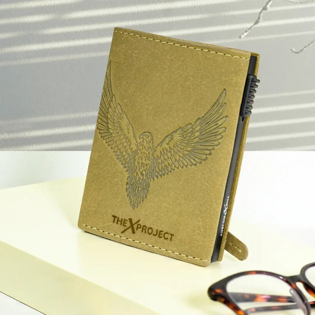 Premium Wildlife Series RFID-Protected Genuine Leather Wallet