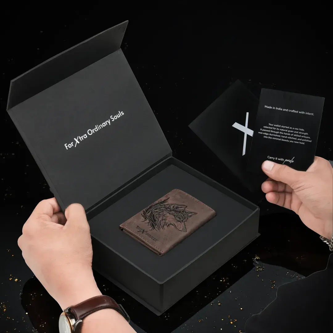 Premium Wildlife Series RFID-Protected Genuine Leather Wallet