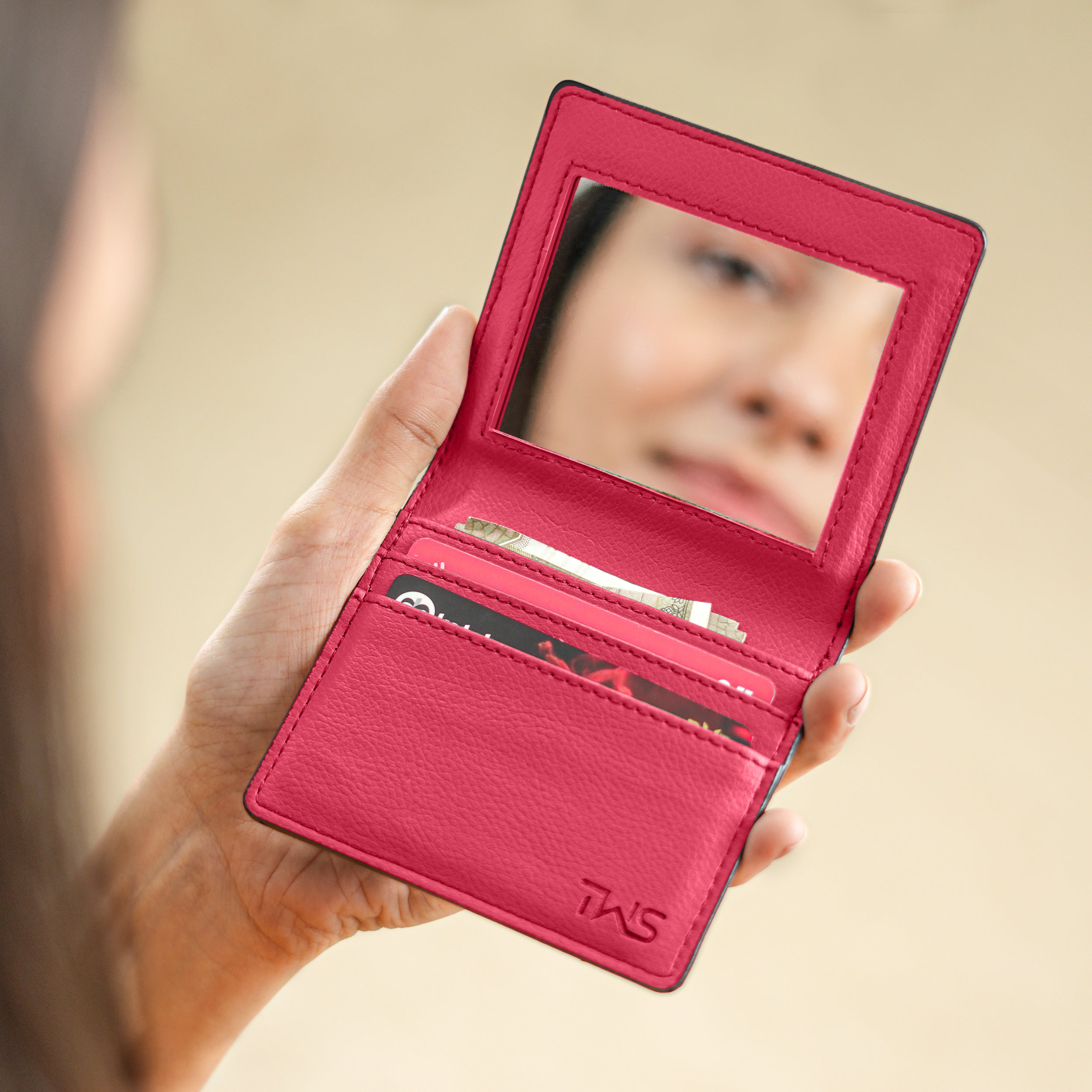 Glimmer Glow Mirror Wallet For Her | Black-Red