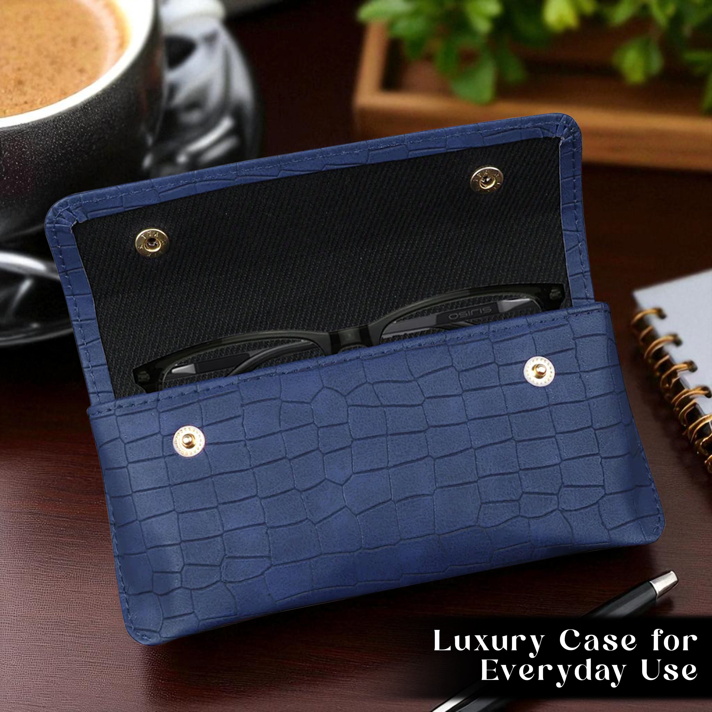 Personalized Croco Design Eyewear Case With Name - Blue