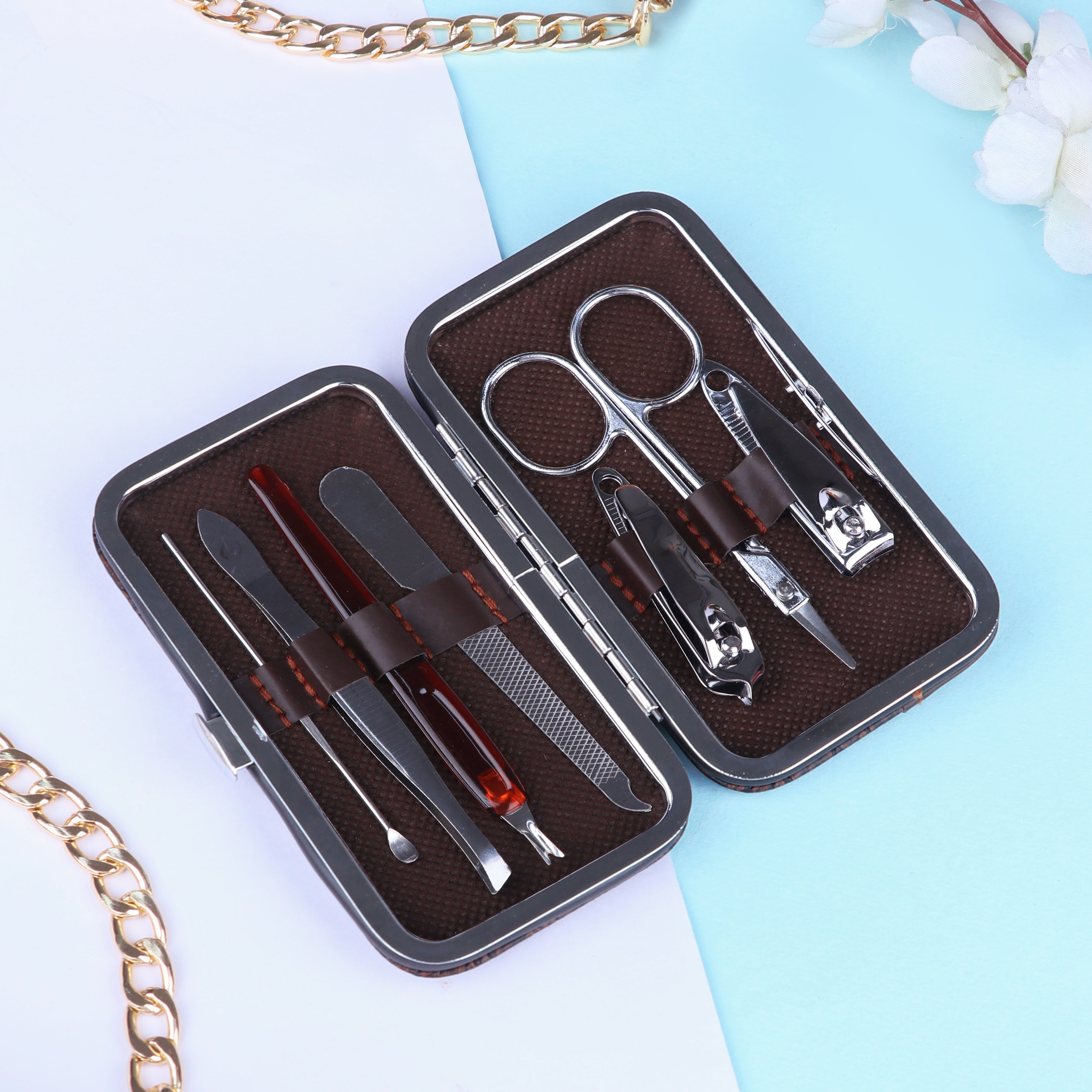 Premium Manicure Kit in Leatherette Case