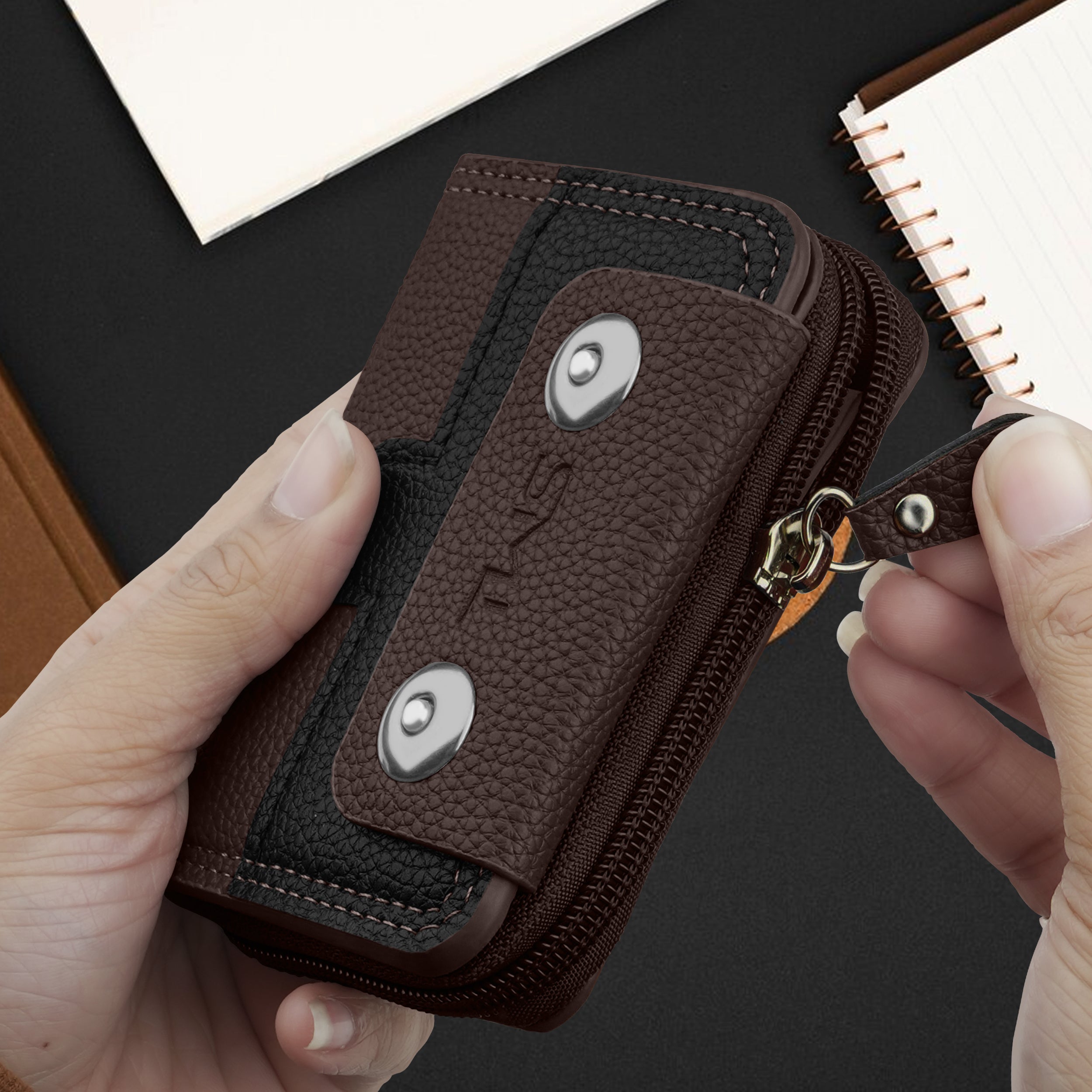 Bolt Lock Dual-Tone Wallet Cardholder