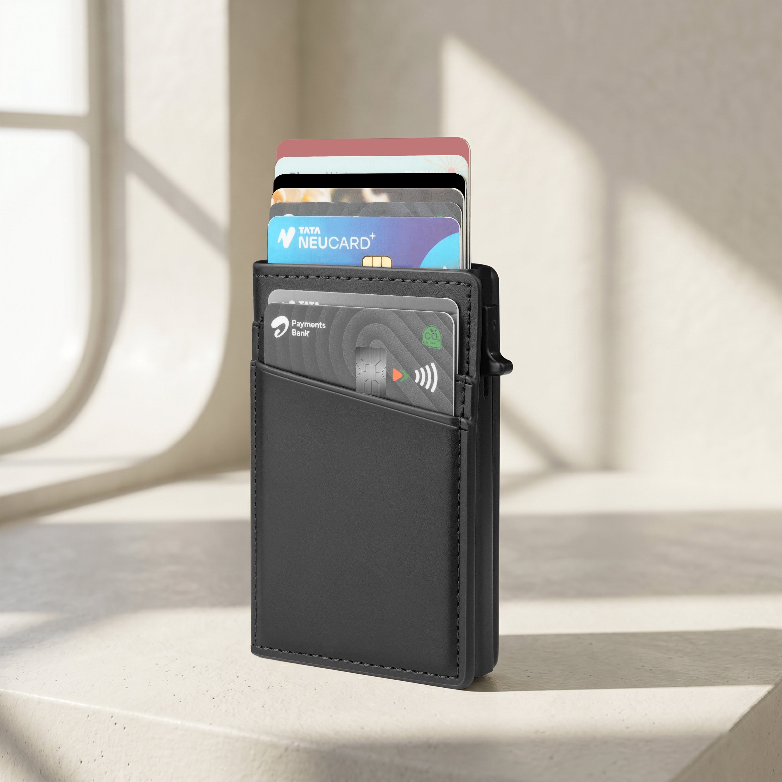 Aero Vault RFID Protected Pop-Up Cardholder - Black