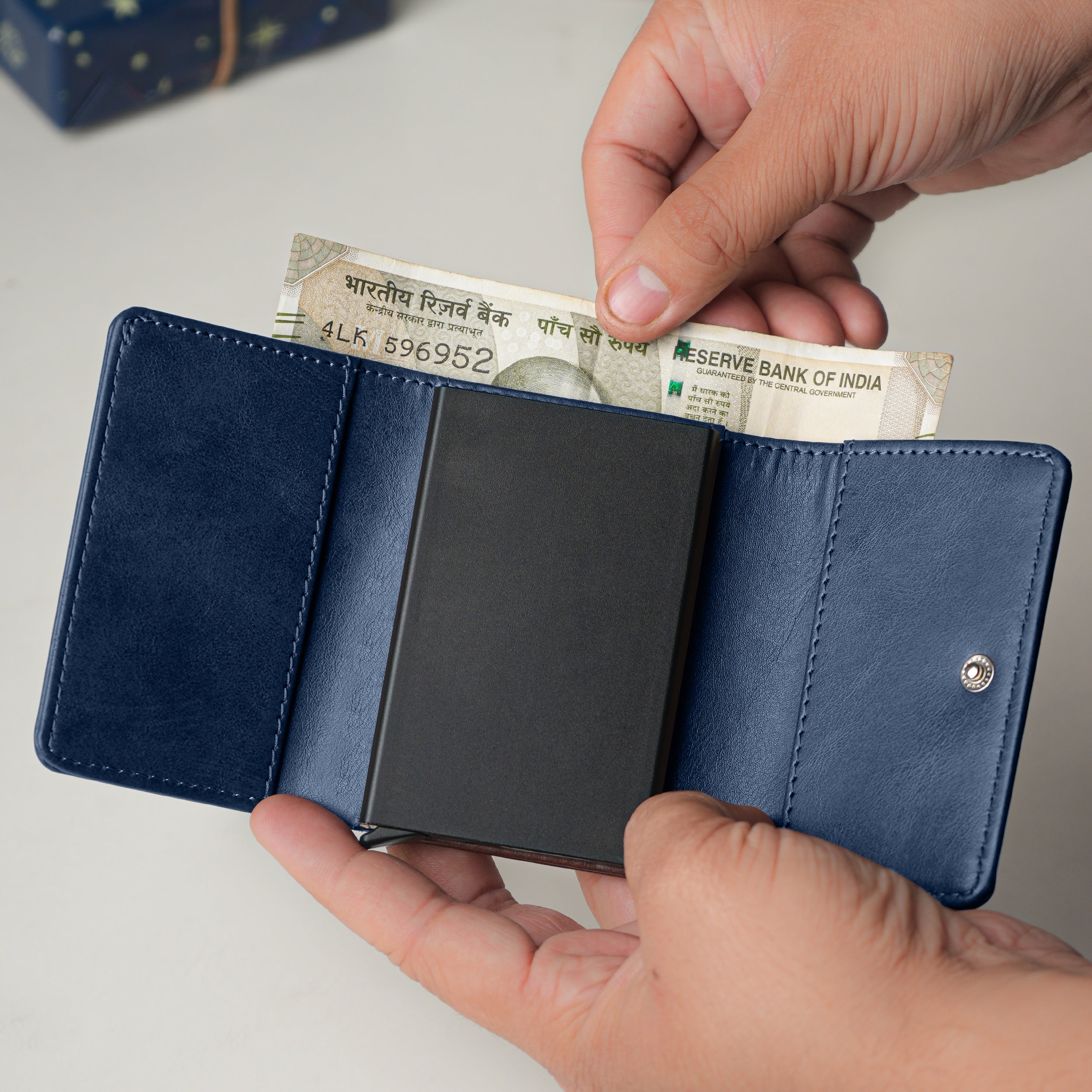 Maverick RFID-Protected Wallet Cardholder Gift For Men - Blue
