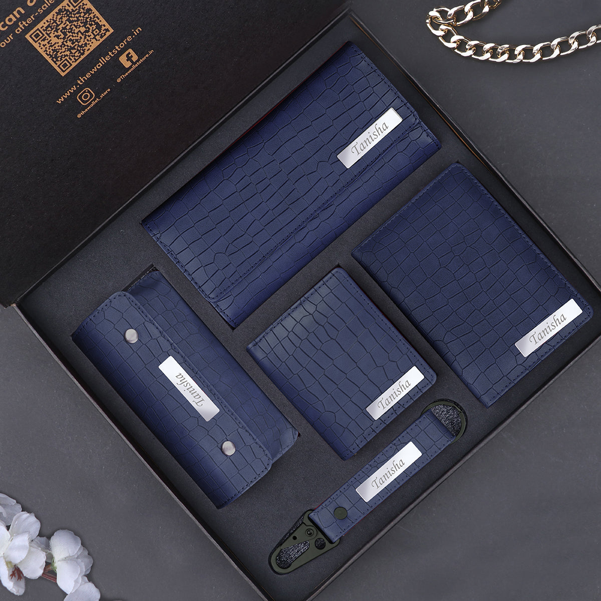 Personalized 5 In 1 Gift Set For Women