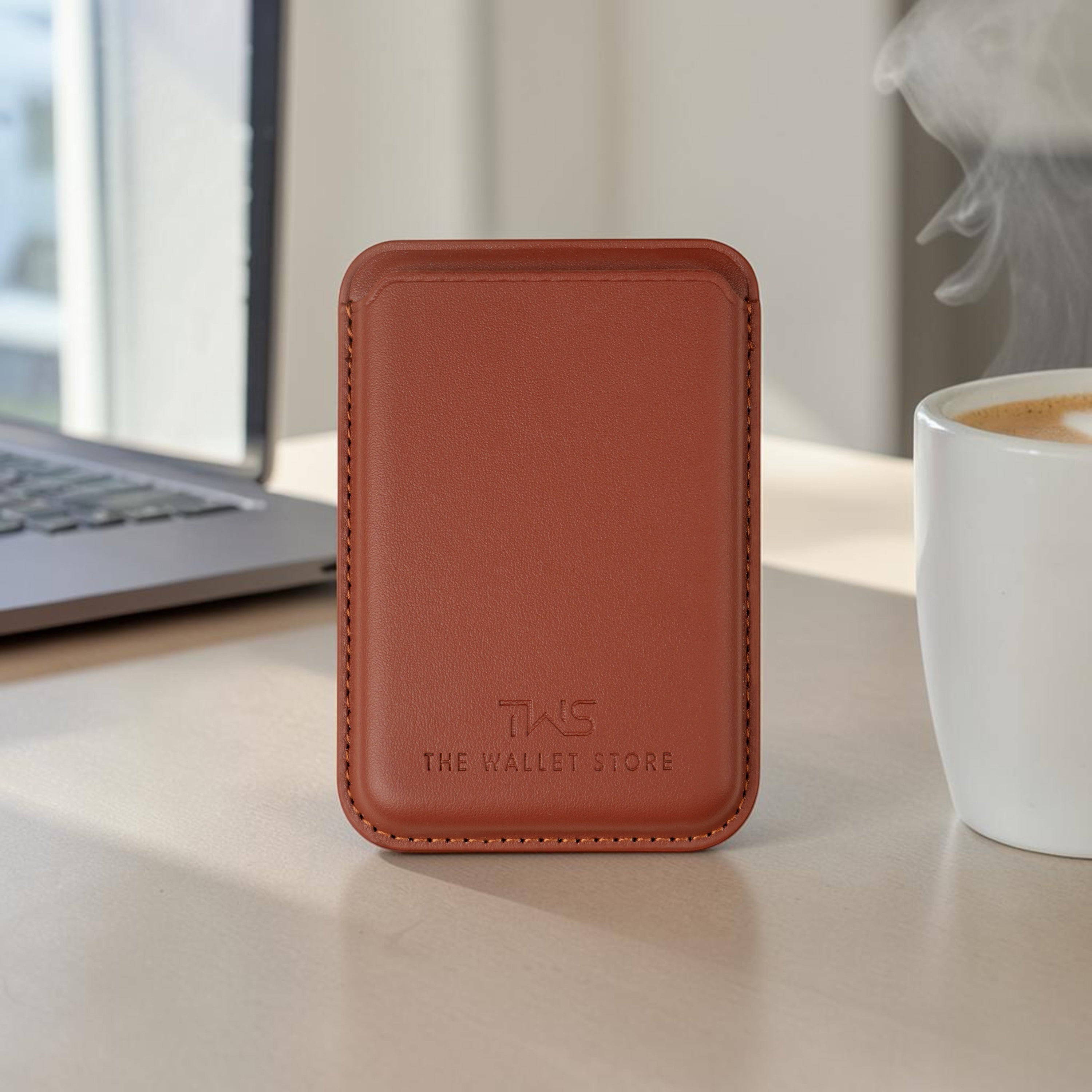 Atom MagSafe Leather Cardholder - Brown