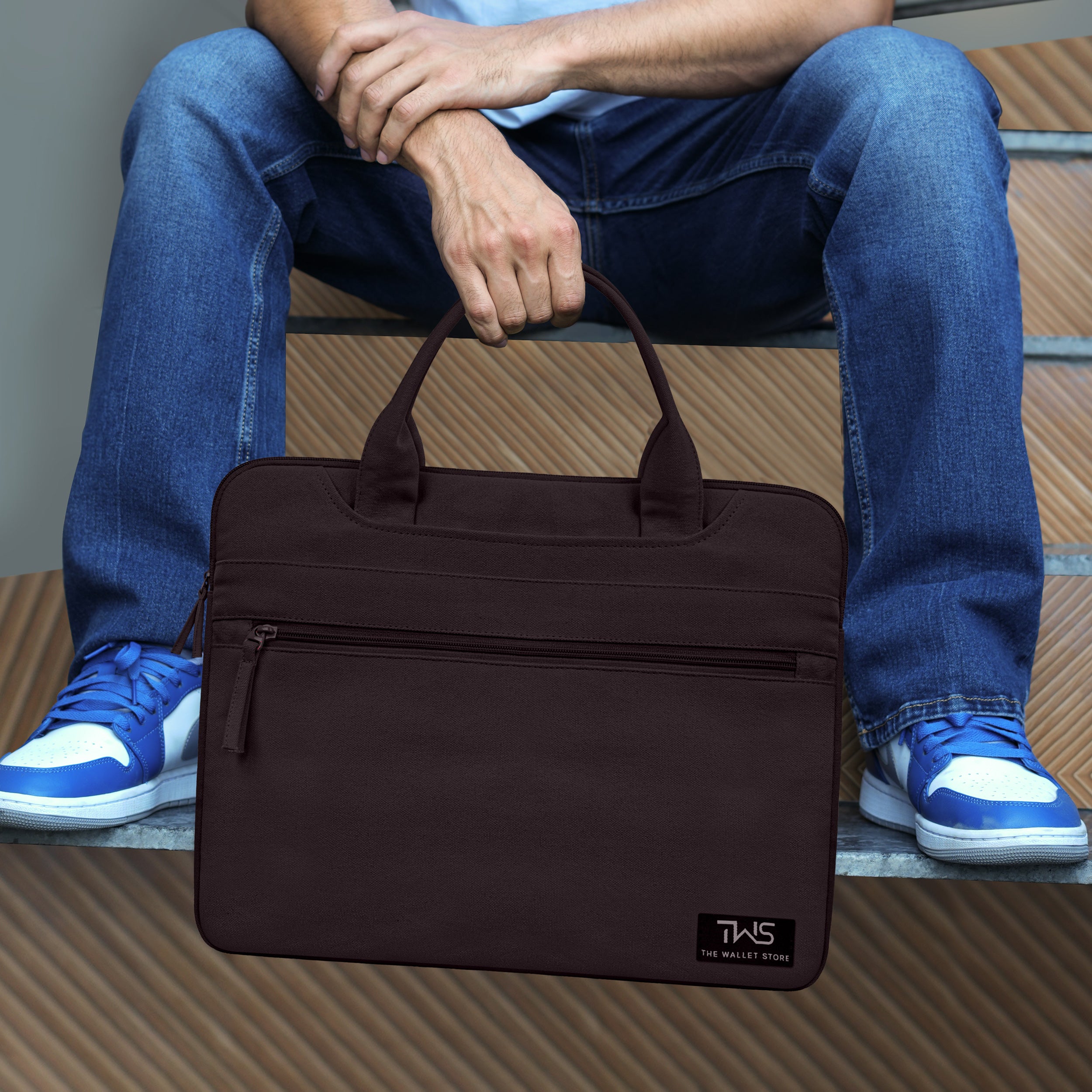 EcoCarry Canvas Laptop Bag - Brown
