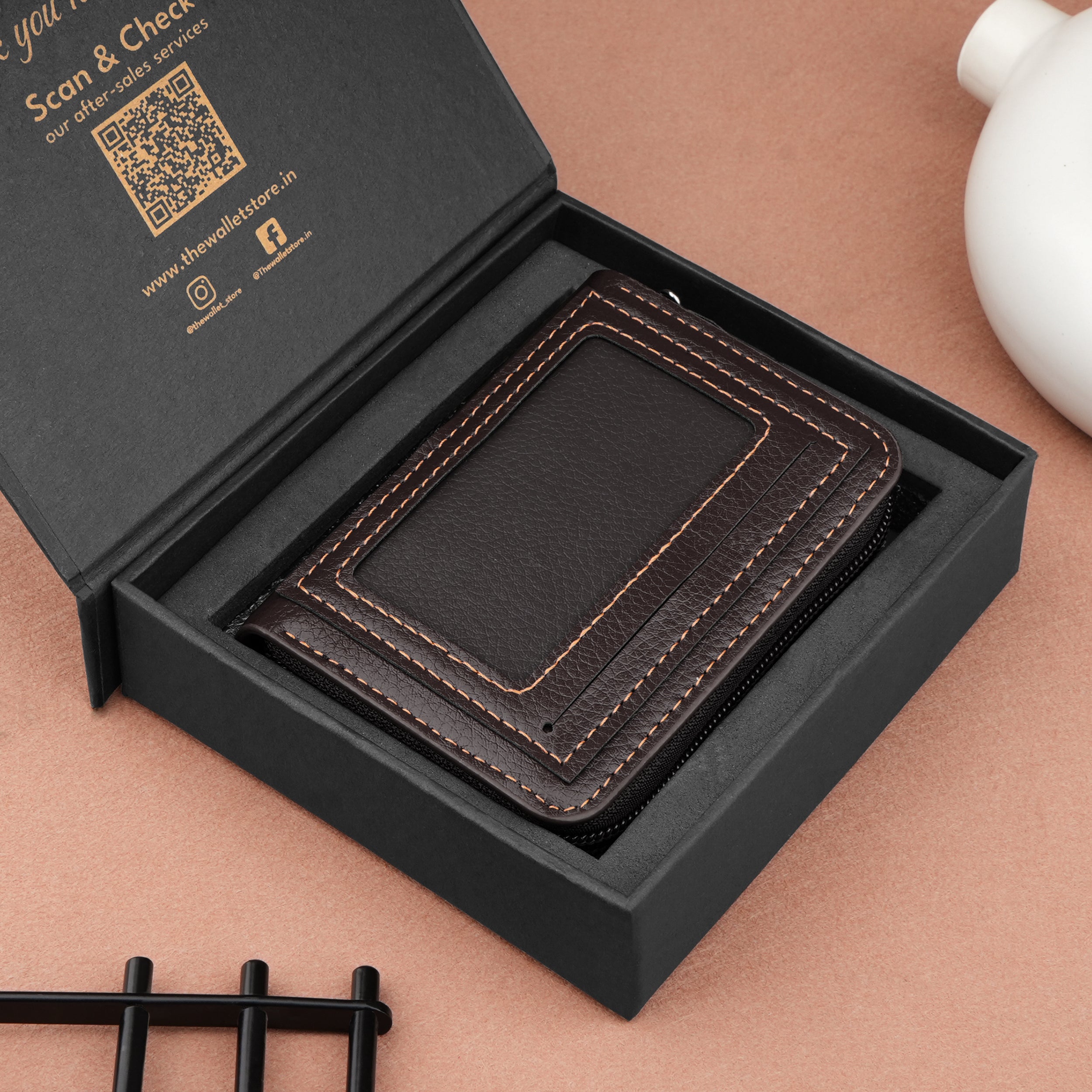 Metro Snap Zipper Wallet Cardholder
