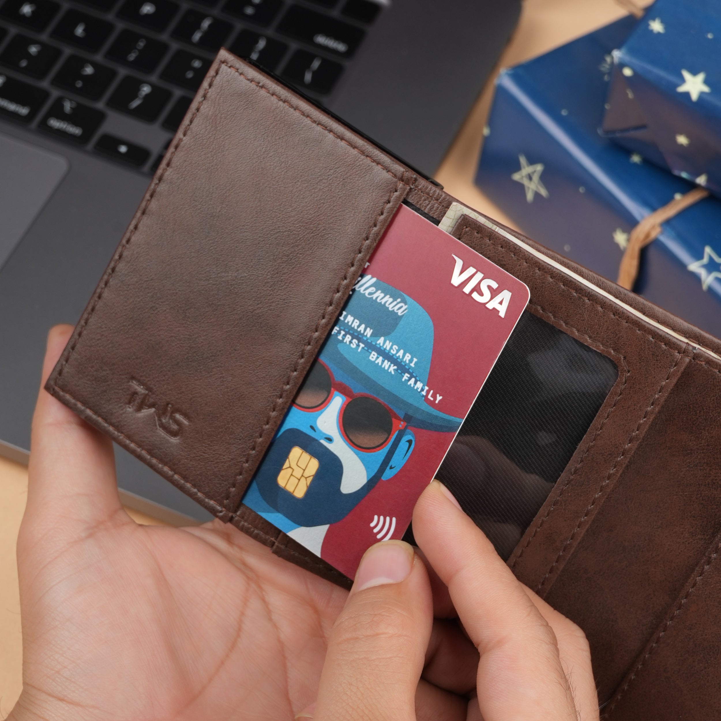 Defender RFID-Protected Wallet Cardholder Gift For Men - Brown