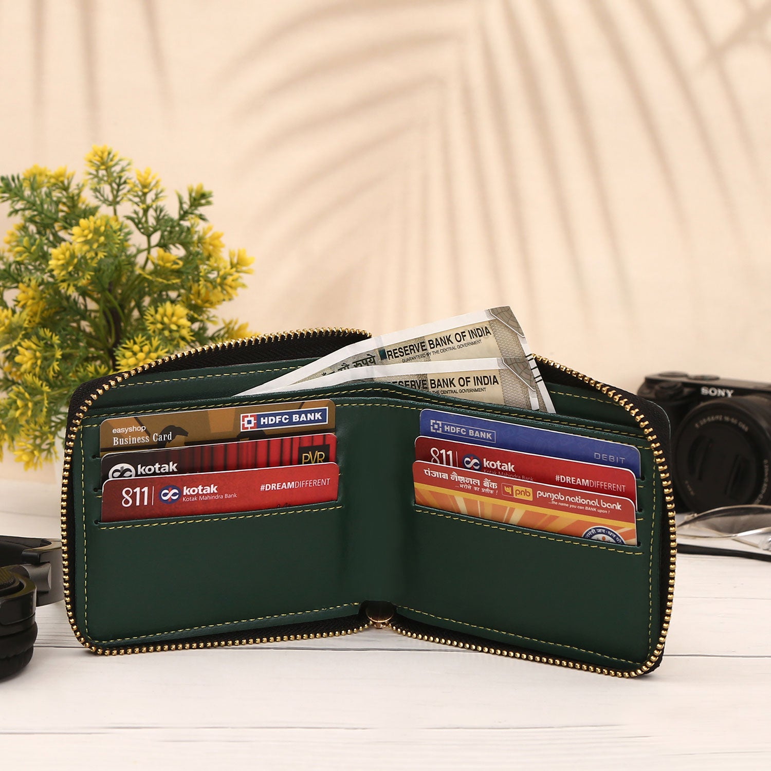 Personalized Unisex Wallet With Name & Charm - Green