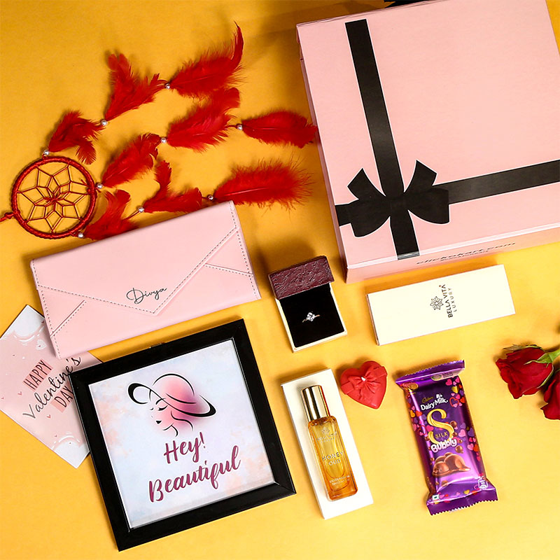 Personalized 7-Day 7-Utility Gift Hamper For Women