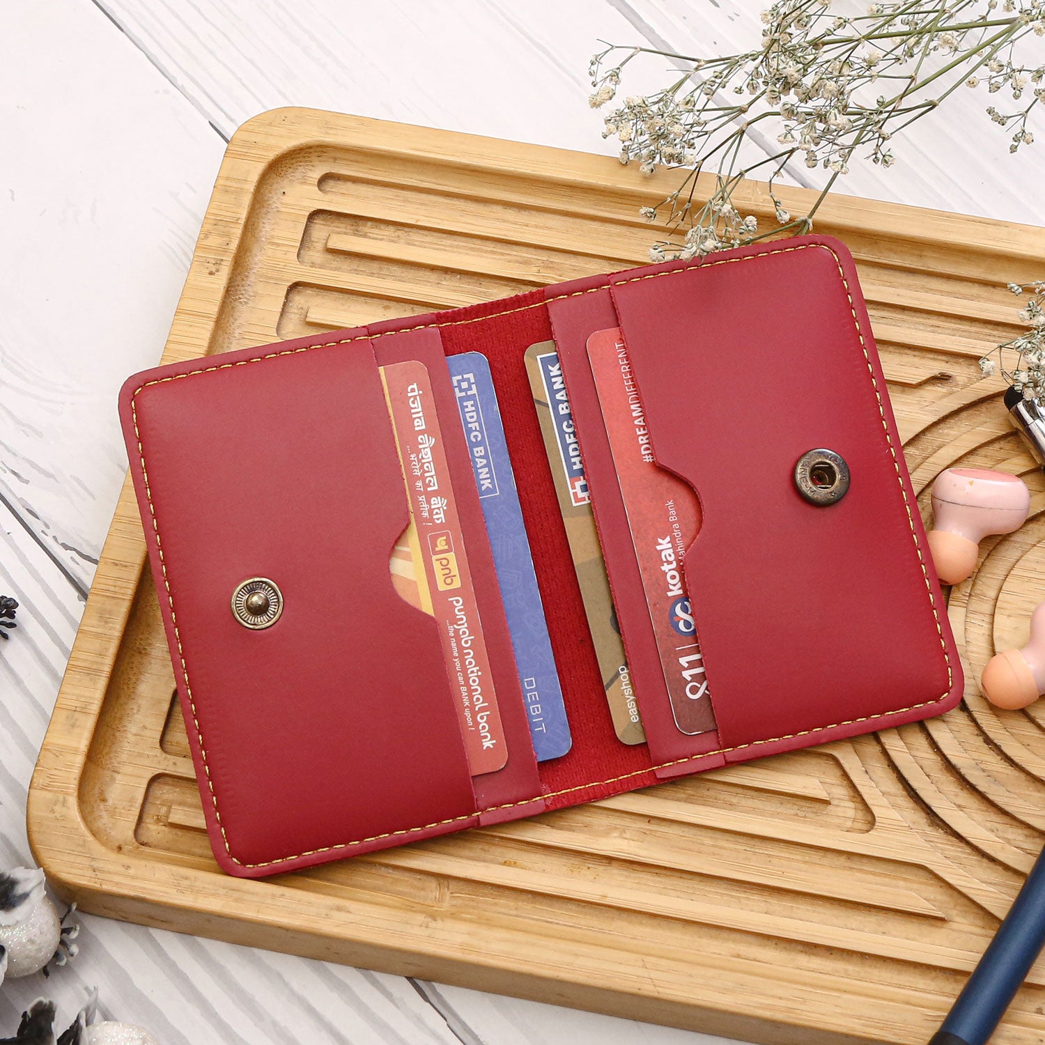 Personalized Card Holder With Name & Charm - Red