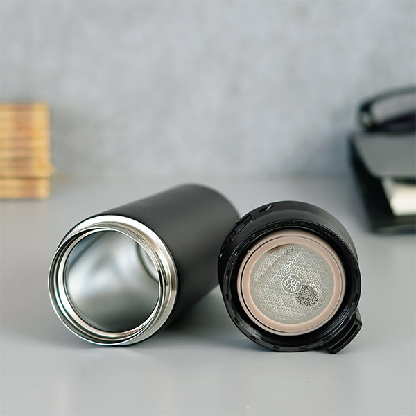 Personalized Spill-proof Insulated Travel Mug | Black