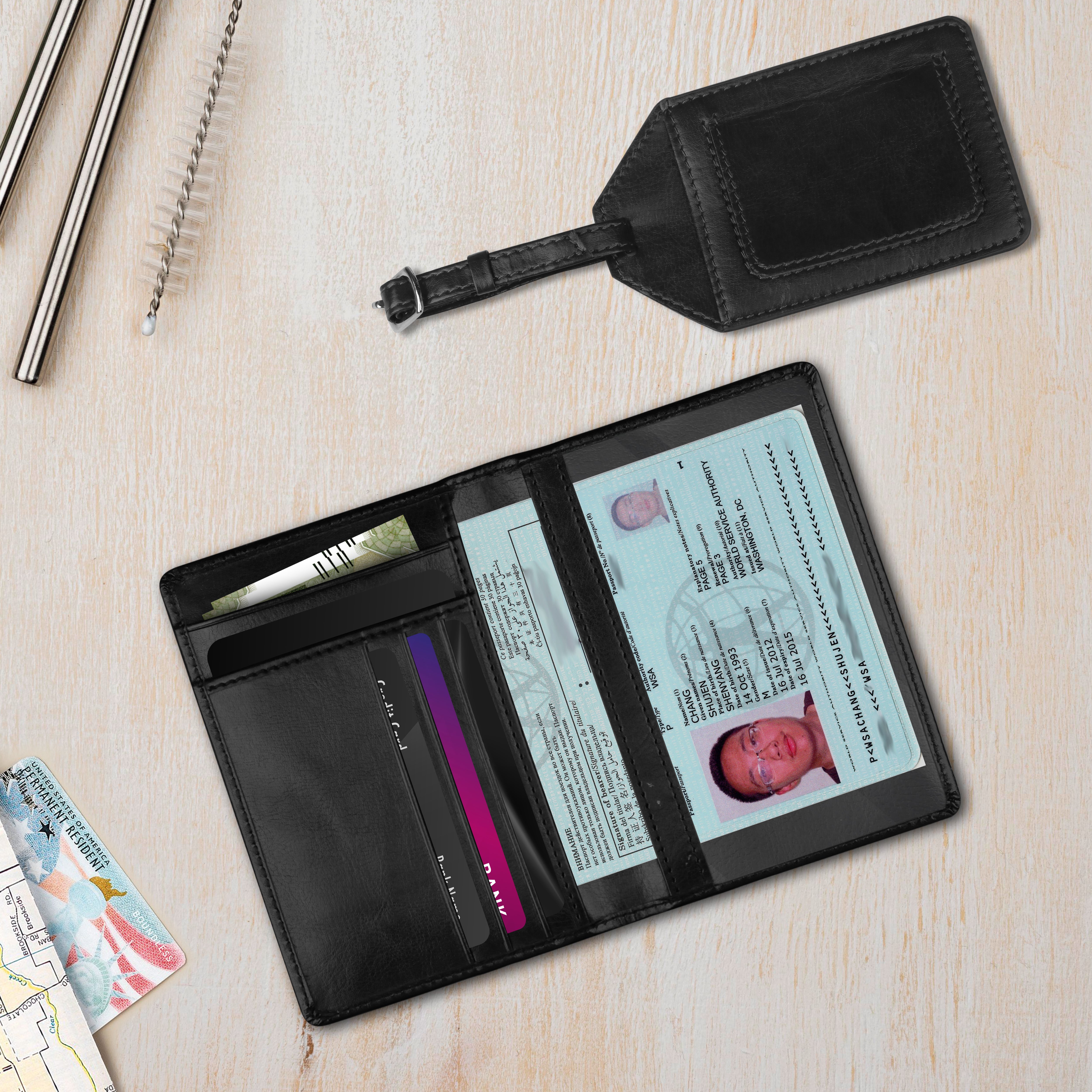 Personalized Traveloholic Passport Cover & Luggage Tag Combo - Black