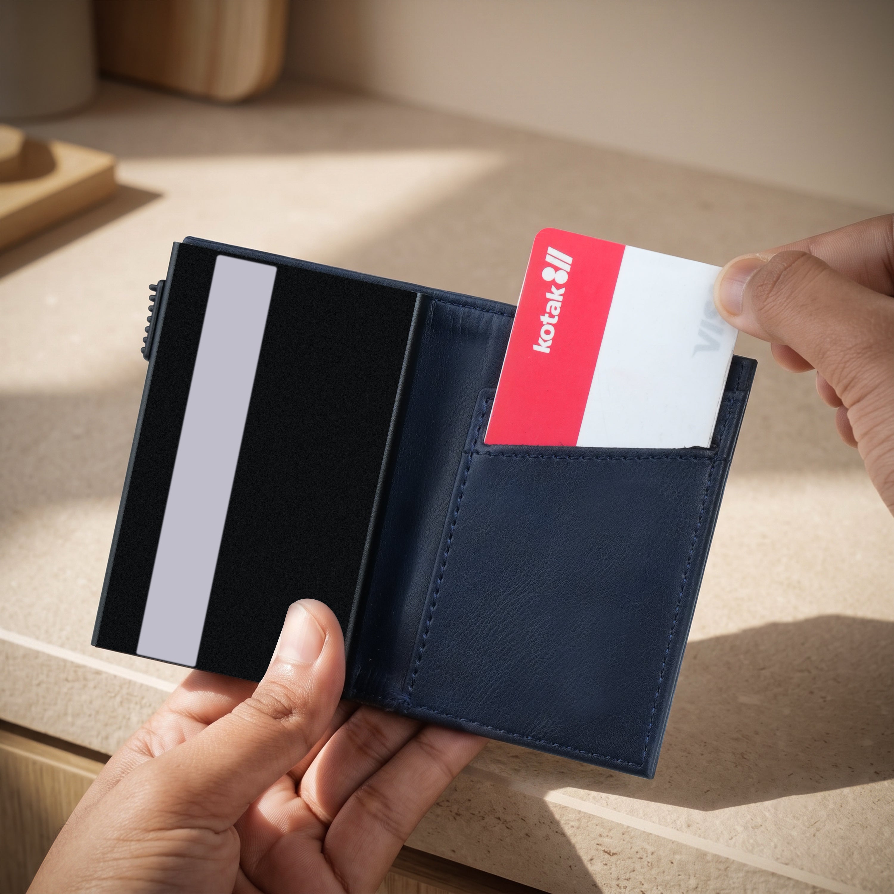 Aero Vault 2.0 RFID Protected Pop-Up Cardholder - Blue