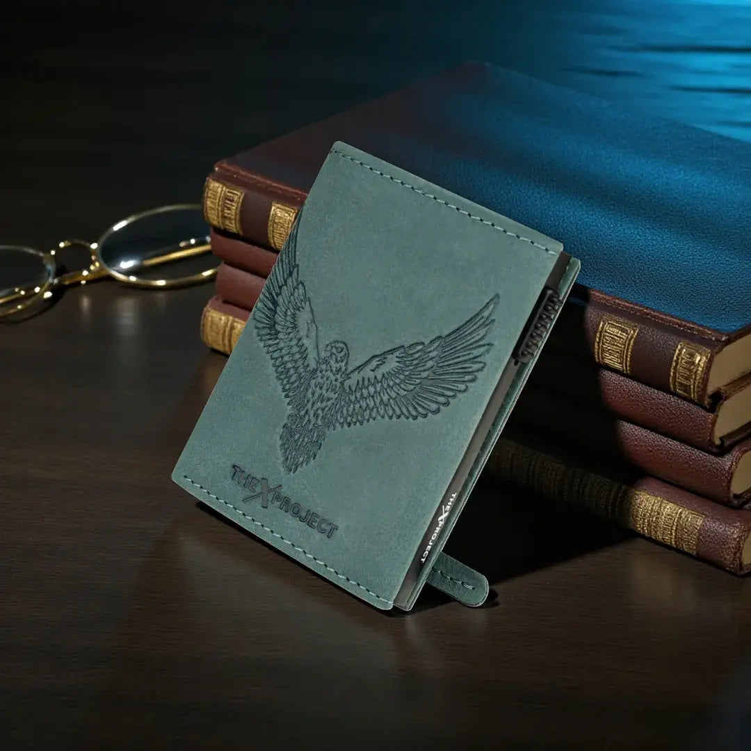 Premium Wildlife Series RFID-Protected Genuine Leather Wallet