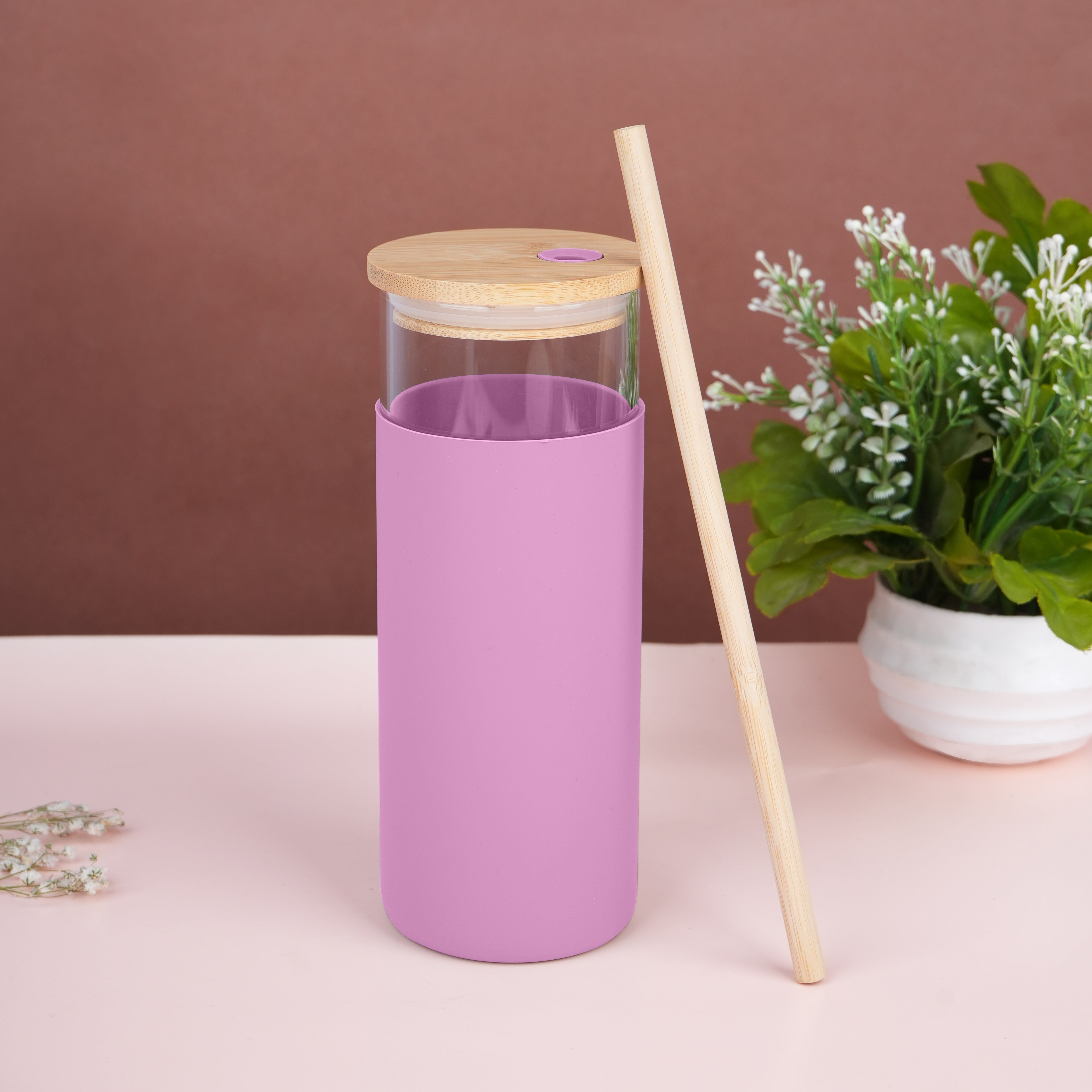 Sleek Borosilicate Glass Tumbler With Silicone Sleeve Bamboo Lid & Straw