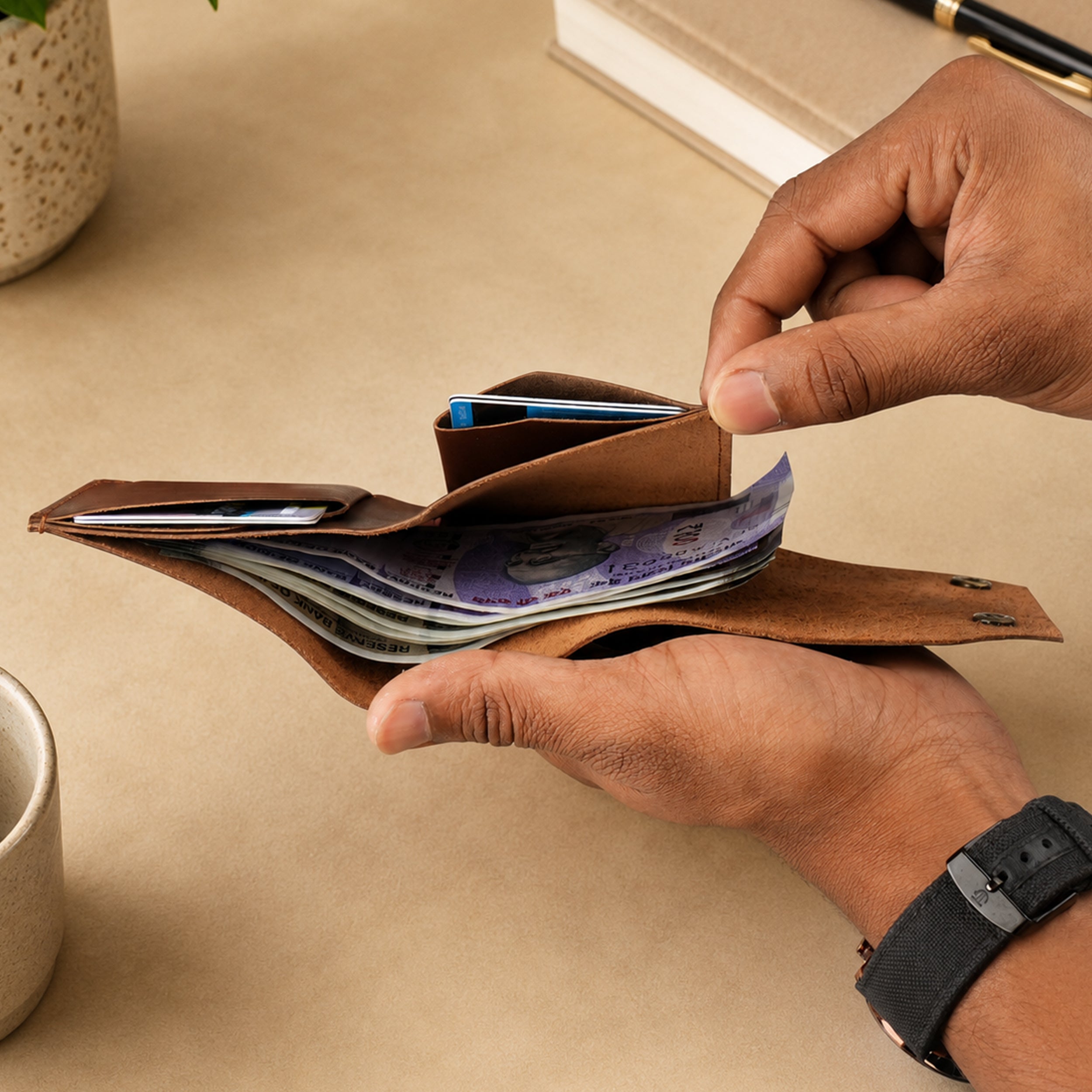 Snapper Minimalist Genuine Leather Wallet - Tan