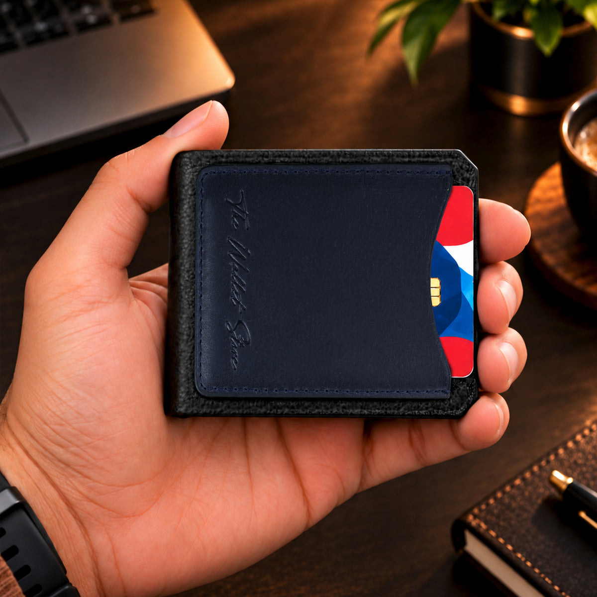 Hunter Dual-Tone Leather Men's Wallet with Magnetic Closure - Blue