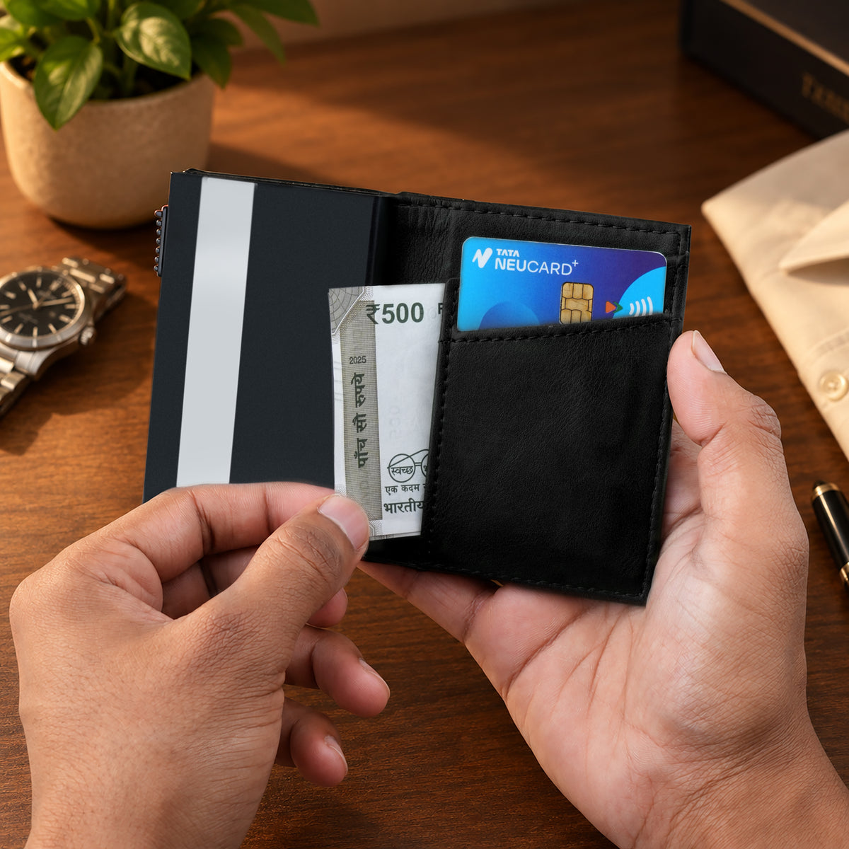Aero Vault 2.0 RFID Protected Pop-Up Cardholder - Black