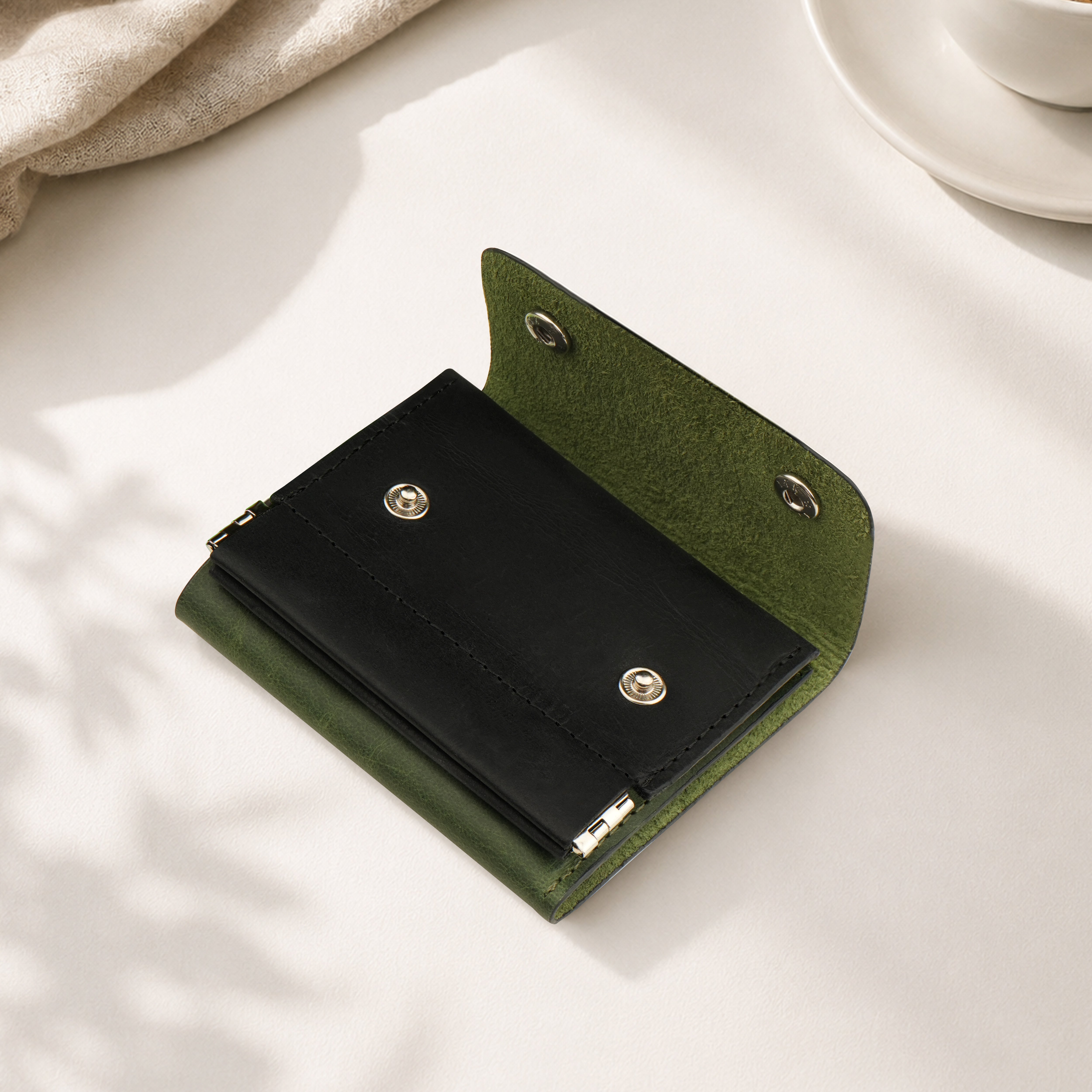 ClickKiss Minimalist Genuine Leather Wallet - Green