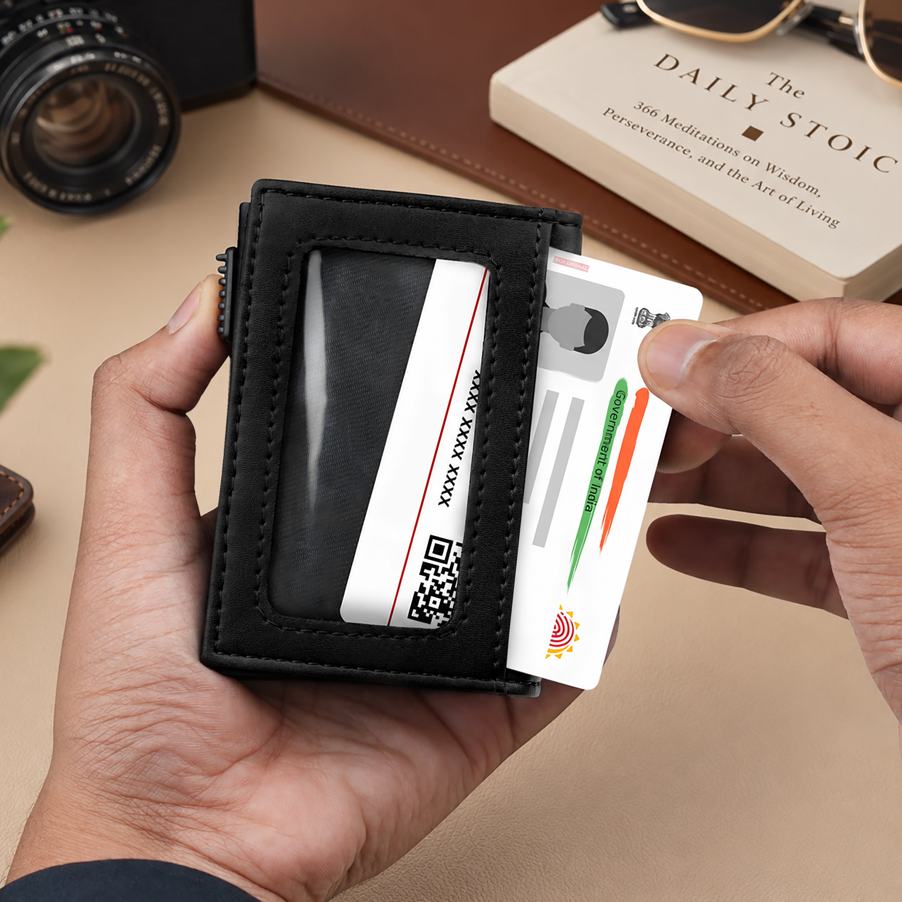Aero Vault 2.0 RFID Protected Pop-Up Cardholder - Black