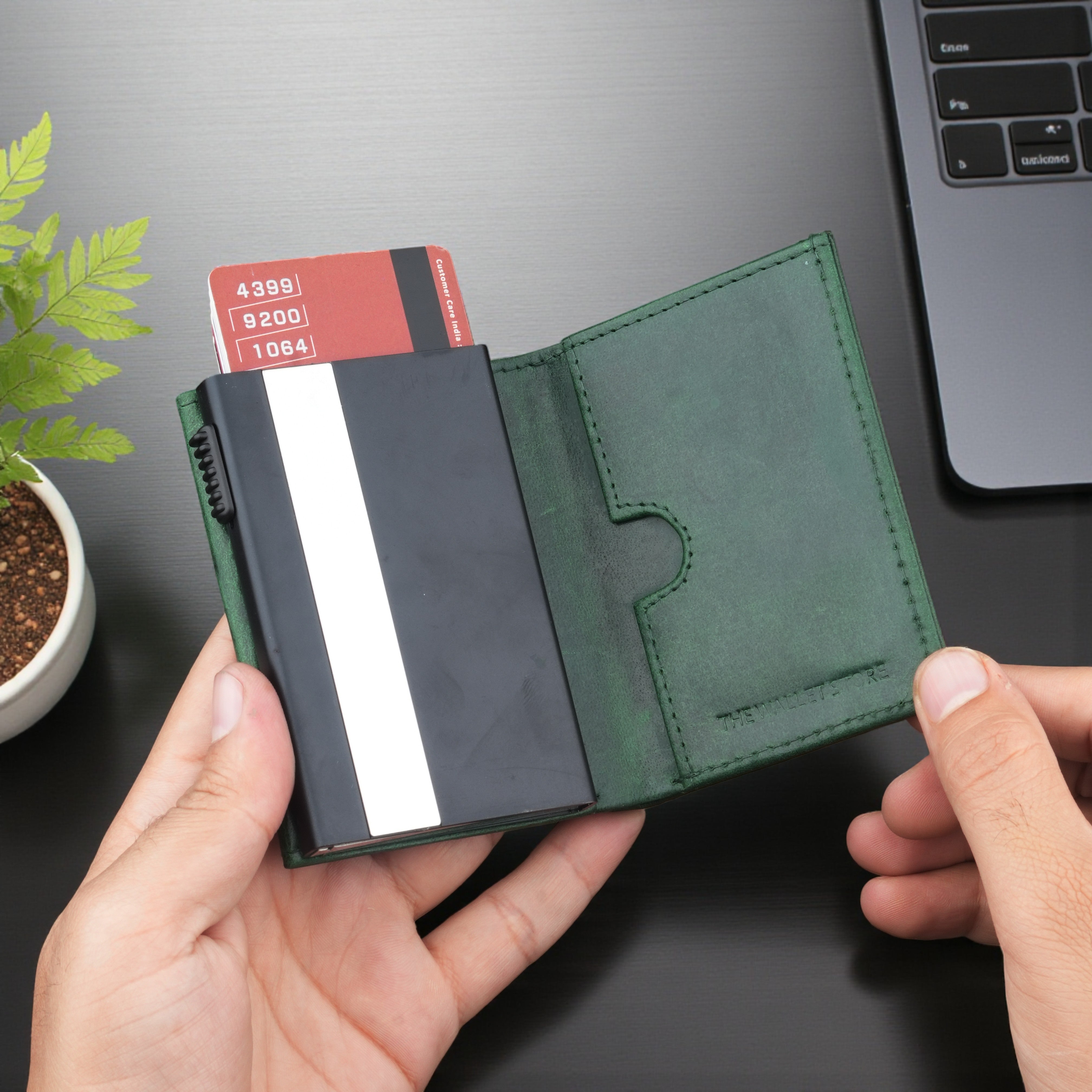 Defender 2.0 RFID Protected Cardholder Wallet - Green