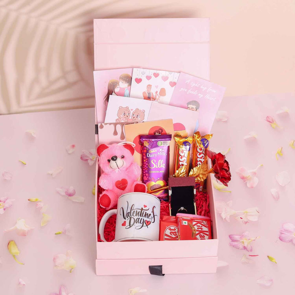 Valentine’s Day Gift Hamper