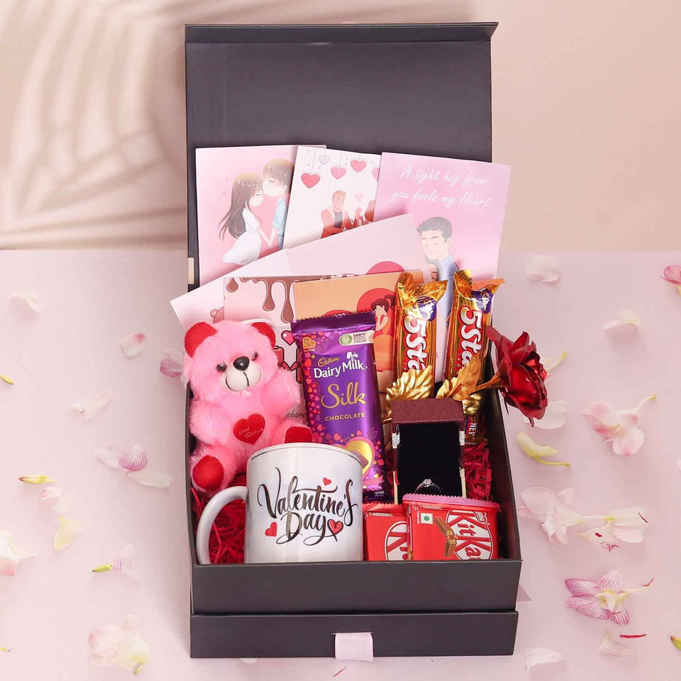 Valentine’s Day Gift Hamper